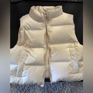 nuuds Cream Puffer Vest